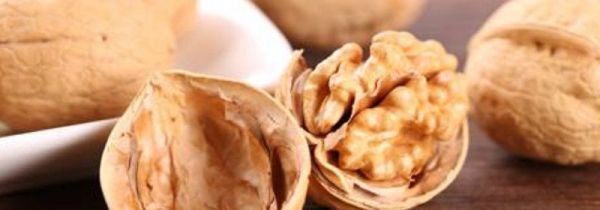 蜂蜜泡核桃正确吃法