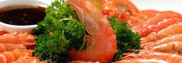 葡萄和虾能一起吃了怎么办