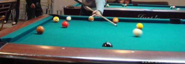 打台球发力打不直