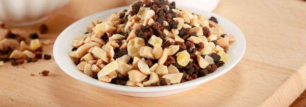 坚果不能和什么一起吃