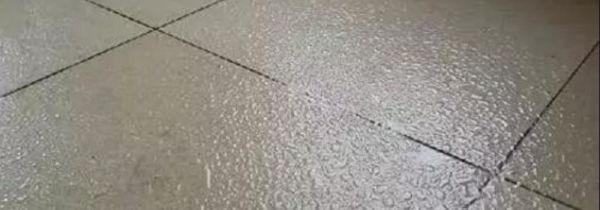 回南天地面潮湿怎么办