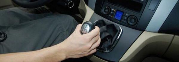 不开ac开空调费油吗