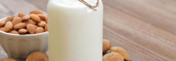 牛奶可以和海鲜一起吃吗