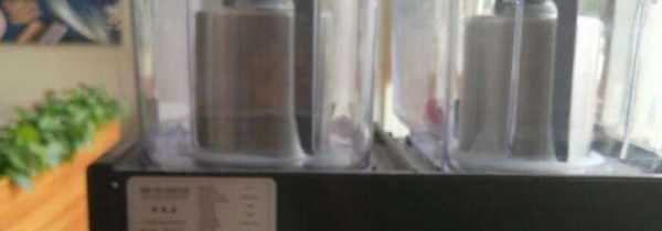 冷饮机内加什么