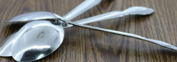 铁勺生锈了还能用吗