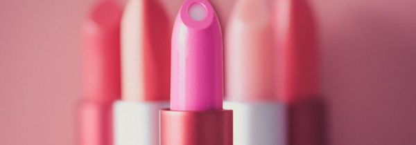 露华浓口红为什么便宜