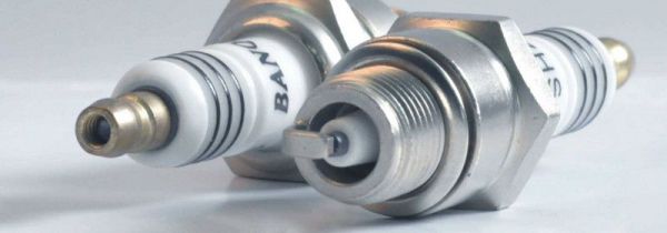 13朗逸火花塞多久换