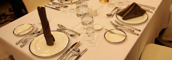 西餐餐巾的使用图解