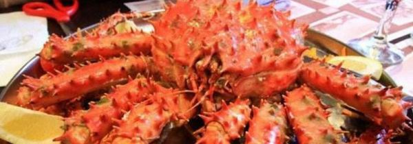 螃蟹和桃子能一起吃吗