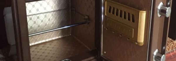 保险柜钥匙丢了怎么办