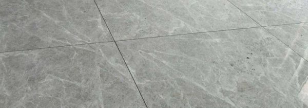 瓷砖被划出黑线怎么办