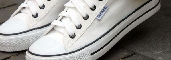 穿帆布鞋跑步好吗