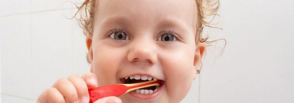 小孩能用成人牙膏吗