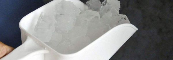 冰块可以收缩毛孔吗