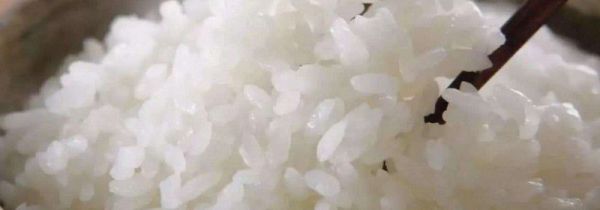 蒸米饭可以放葡萄干吗