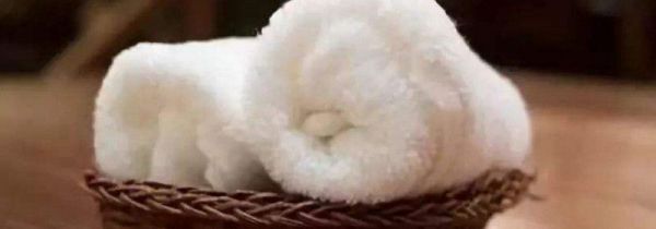 毛巾为什么会发黑