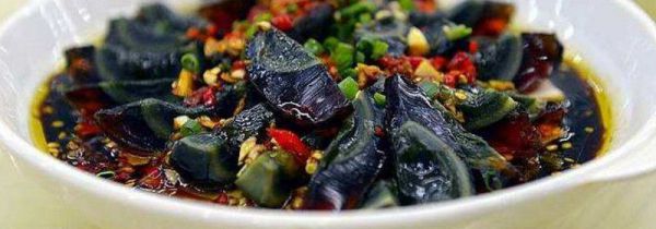 皮蛋能和虾一起吃吗