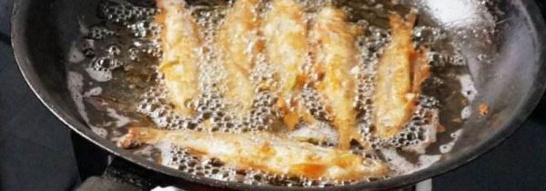 炒菜怎么防止油飞溅