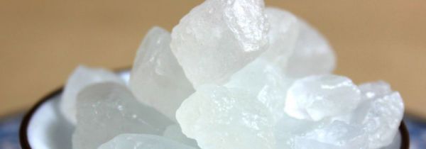 冰糖里有线是怎么回事