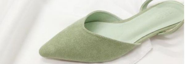 新鞋两边窄夹脚怎么办