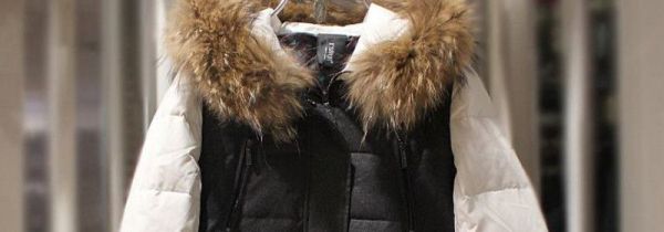 羽绒服送洗衣店洗好吗