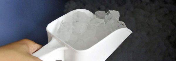 冰块能消除眼袋吗