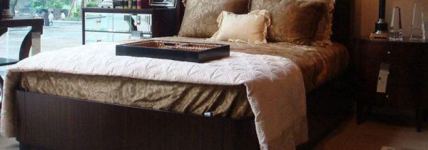 为什么睡久的床单变黑