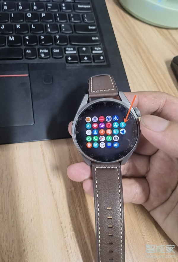 华为watch3pro怎么测体温
