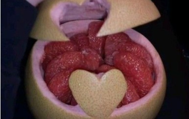 秋天的第一个柚子怎么剥?秋天的第一个柚子文案大全