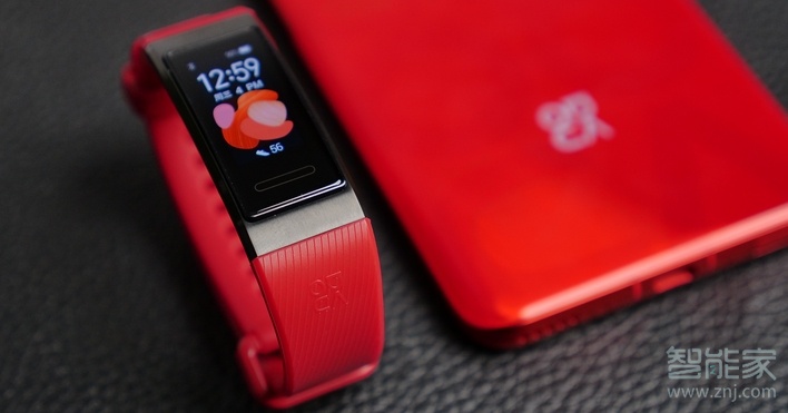 华为手环4和4pro区别