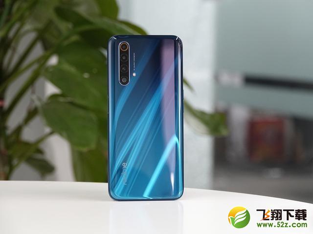 realme真我X50屏幕刷新率是多少 realme真我X50屏幕分辨率低吗