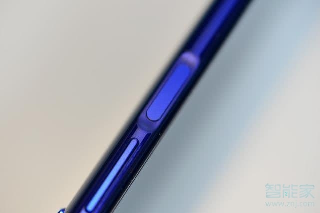 华为荣耀9x指纹在哪里