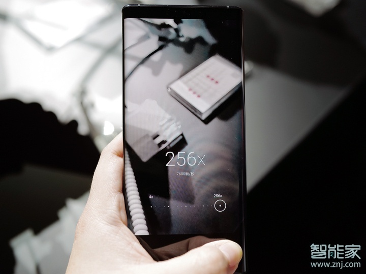 华为mate30pro是怎么实现7680帧超级慢动作的