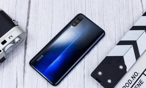 iqoo neo有DC调光吗？支持压感按键吗