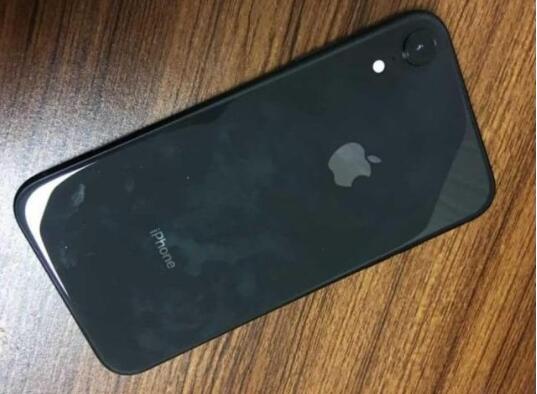 iPhone XR冲不进去电怎么办