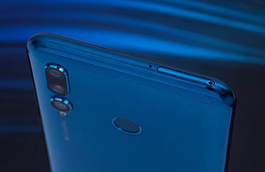 华为麦芒8有otg功能吗 支持外接U盘和存储卡吗