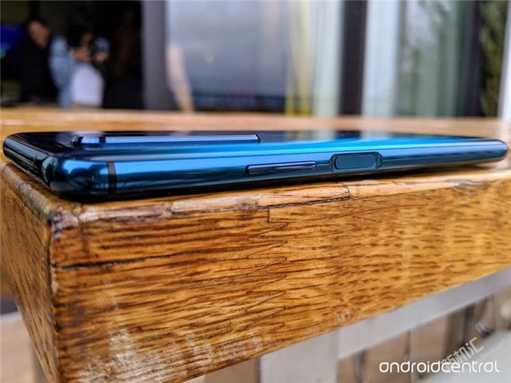 荣耀20 Pro配置参数抢先看 荣耀20 Pro真机样张图赏