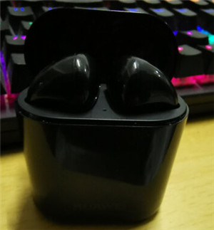 华为freebuds2pro耳机充电指南