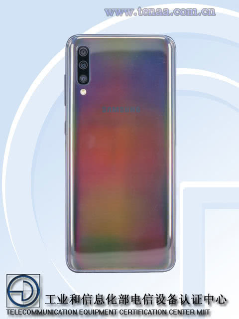 三星A70价格与真机谍照曝光 配置骁龙675或2199元起售