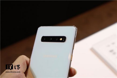 三星Bixby应用更新 旧款手机现可自定义Bixby按键功能