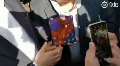 三星Galaxy Fold和华为Mate X外观对比 都是折叠屏你喜欢哪款