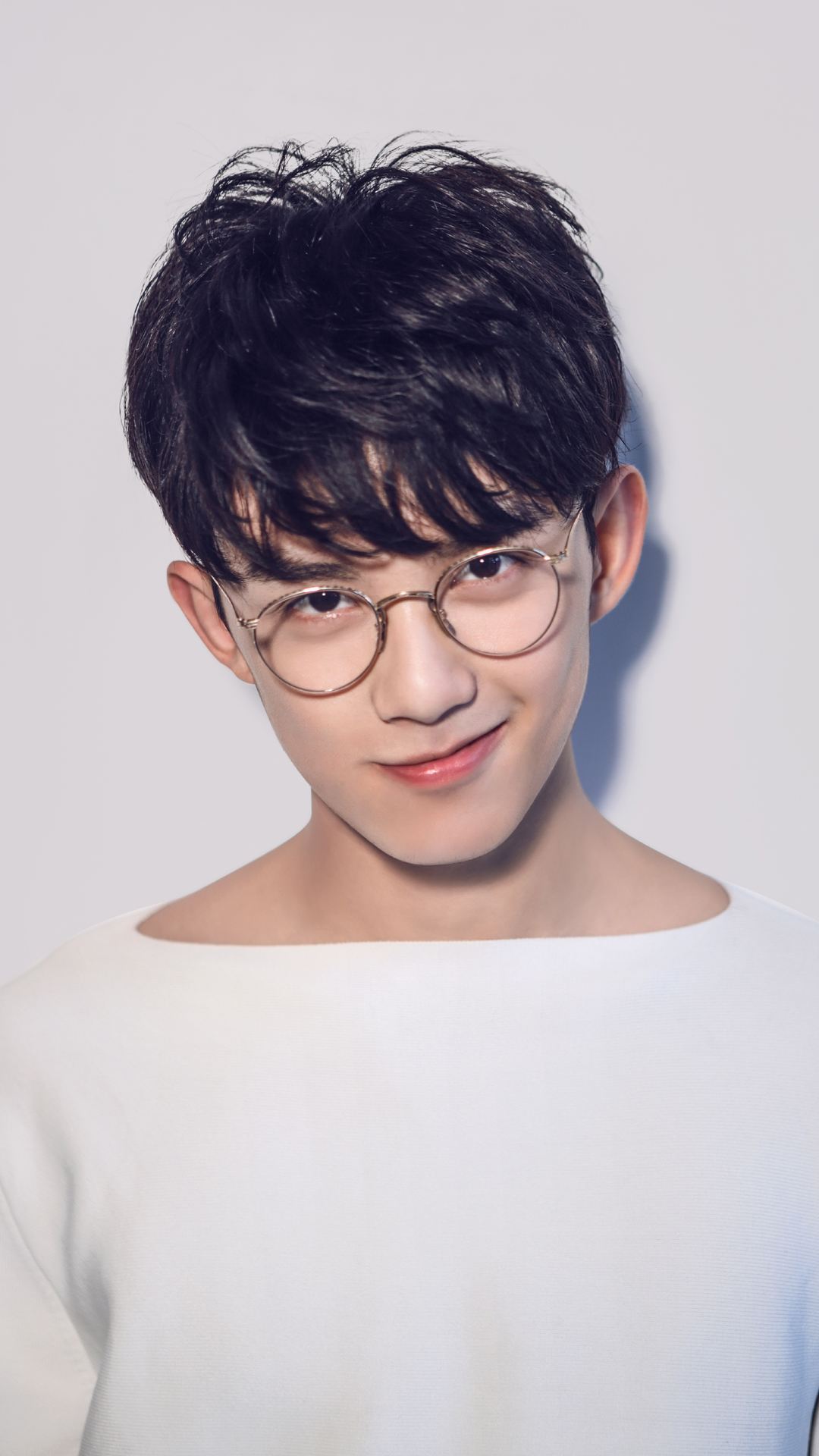 40张微信7.0.0聊天背景图片大推荐 帅哥/个性炫酷背景图片大全