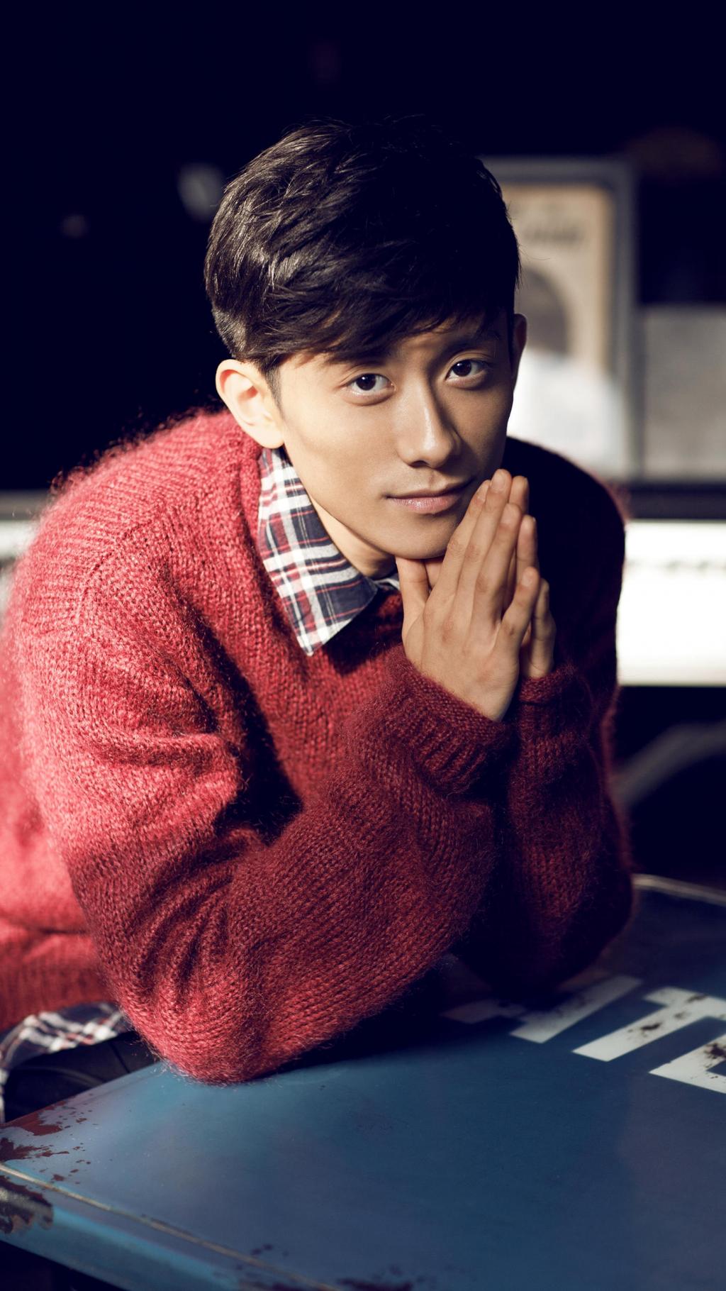 40张微信7.0.0聊天背景图片大推荐 帅哥/个性炫酷背景图片大全