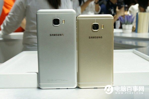 三星C7怎么装卡/插卡 三星Galaxy C7双SIM卡安装教程
