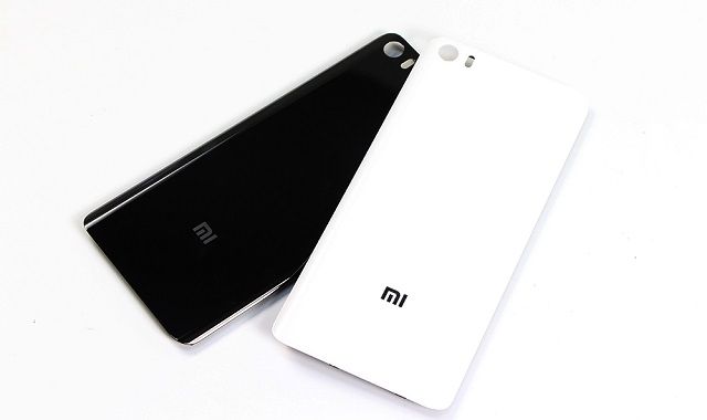 小米5陶瓷后盖怎么拆 小米5尊享版陶瓷后盖更换教程