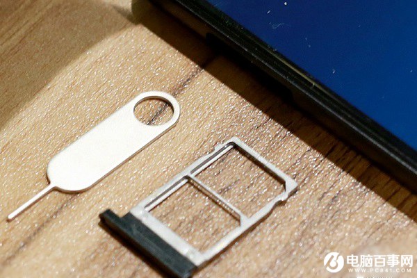 ZUK Edge怎么插卡/装卡 ZUK Edge SIM卡安装图文教程