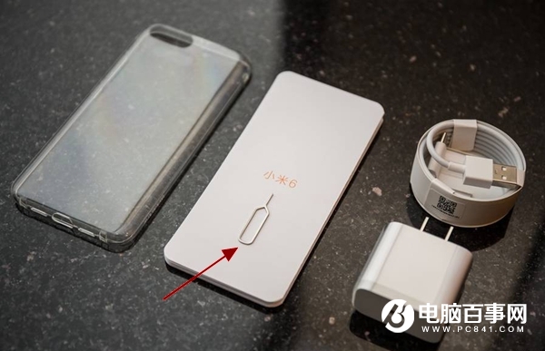 小米6怎么装卡/插卡 小米6 SIM卡安装教程