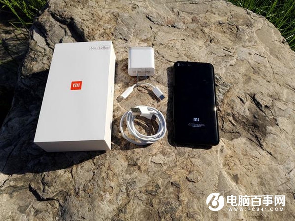 小米6怎么装卡/插卡 小米6 SIM卡安装教程