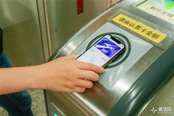 刷苹果iPhone公交卡之前,你必须了解的12件事