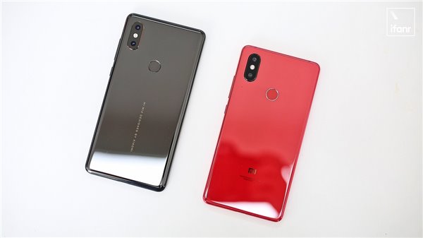 小屏版米8!小米8 SE开箱图赏